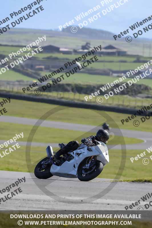 anglesey no limits trackday;anglesey photographs;anglesey trackday photographs;enduro digital images;event digital images;eventdigitalimages;no limits trackdays;peter wileman photography;racing digital images;trac mon;trackday digital images;trackday photos;ty croes